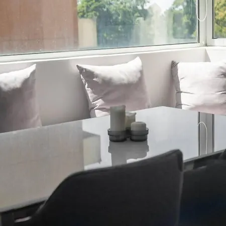 شقة Spacious 2br En Suite, Downtown