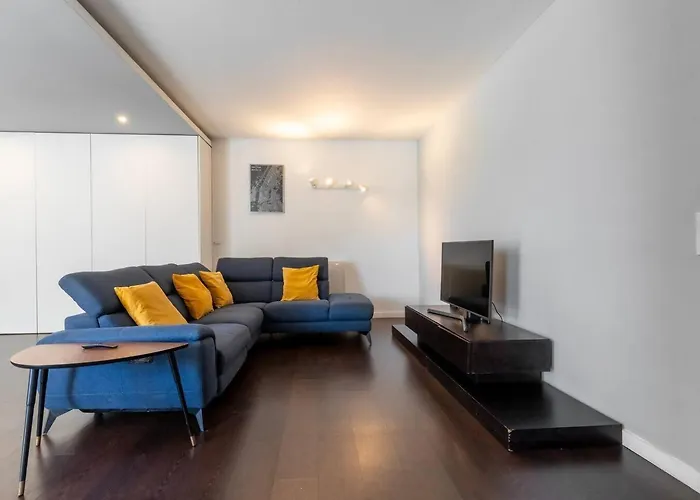 Spacious 2br En Suite, Downtown شقة