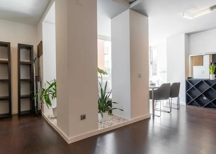 Spacious 2br En Suite, Downtown * بورتو