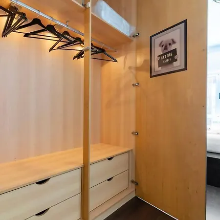 Spacious 2br En Suite, Downtown Appartamento *