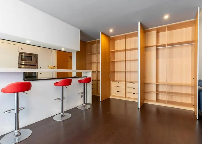 Lejlighed Spacious 2br En Suite, Downtown Porto