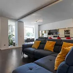 Spacious 2br En Suite, Downtown *