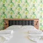 Spacious 2br En Suite, Downtown Lejlighed